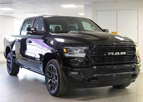 Svart Dodge Ram 1500 Crew Cab Laramie stulen i Bara öster om Malmö